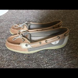 Sperry Women’s leather boat shoes